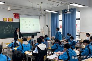 队报：贝拉尔多、莫斯卡多预计48小时内抵达巴黎，体检后签约5年